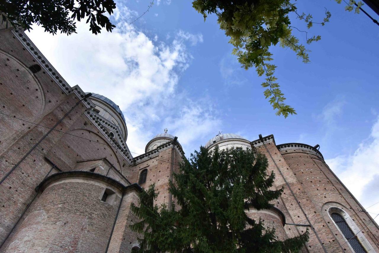 Om Plus Santa Giustina Padova Kültér fotó